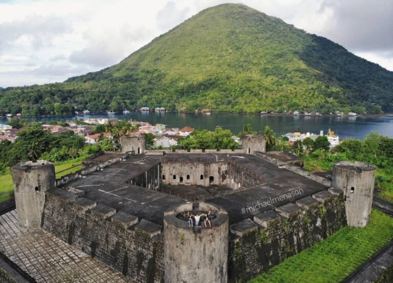 Sejarah Benteng Belgica Yang Indah Di Banda Neira - PORTAL SEJARAH