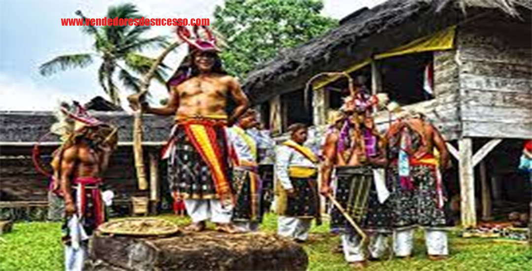 Suku Flores Keberagaman Budaya