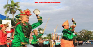 Suku Minangkabau Sejarah dan Budaya